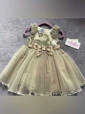 NEW beautiful & elegant Bonnie Baby Shimmery Gold Tulle Dress w Bow size 18 mo
